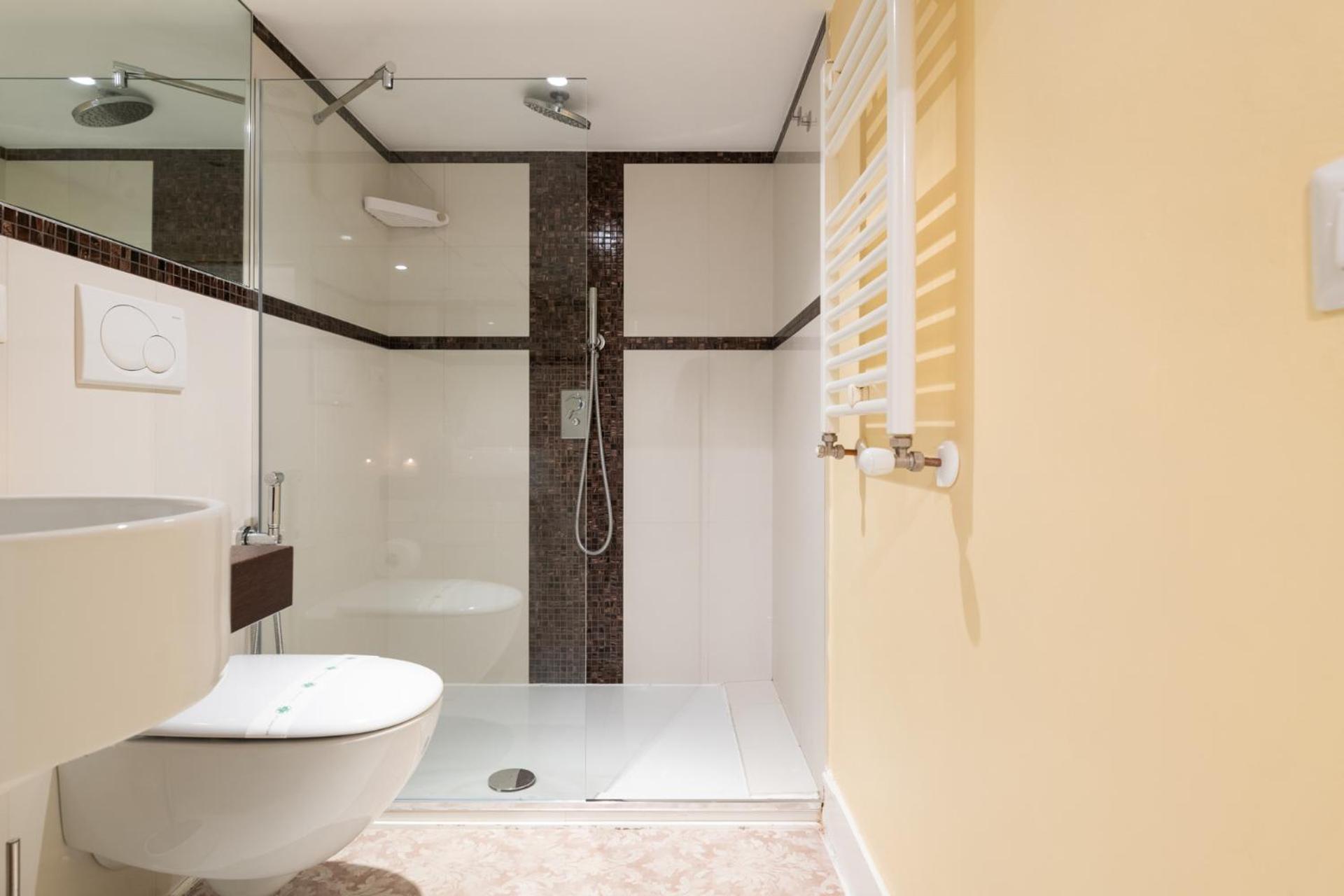 Riccardo Luxury Apartment Bari Buitenkant foto