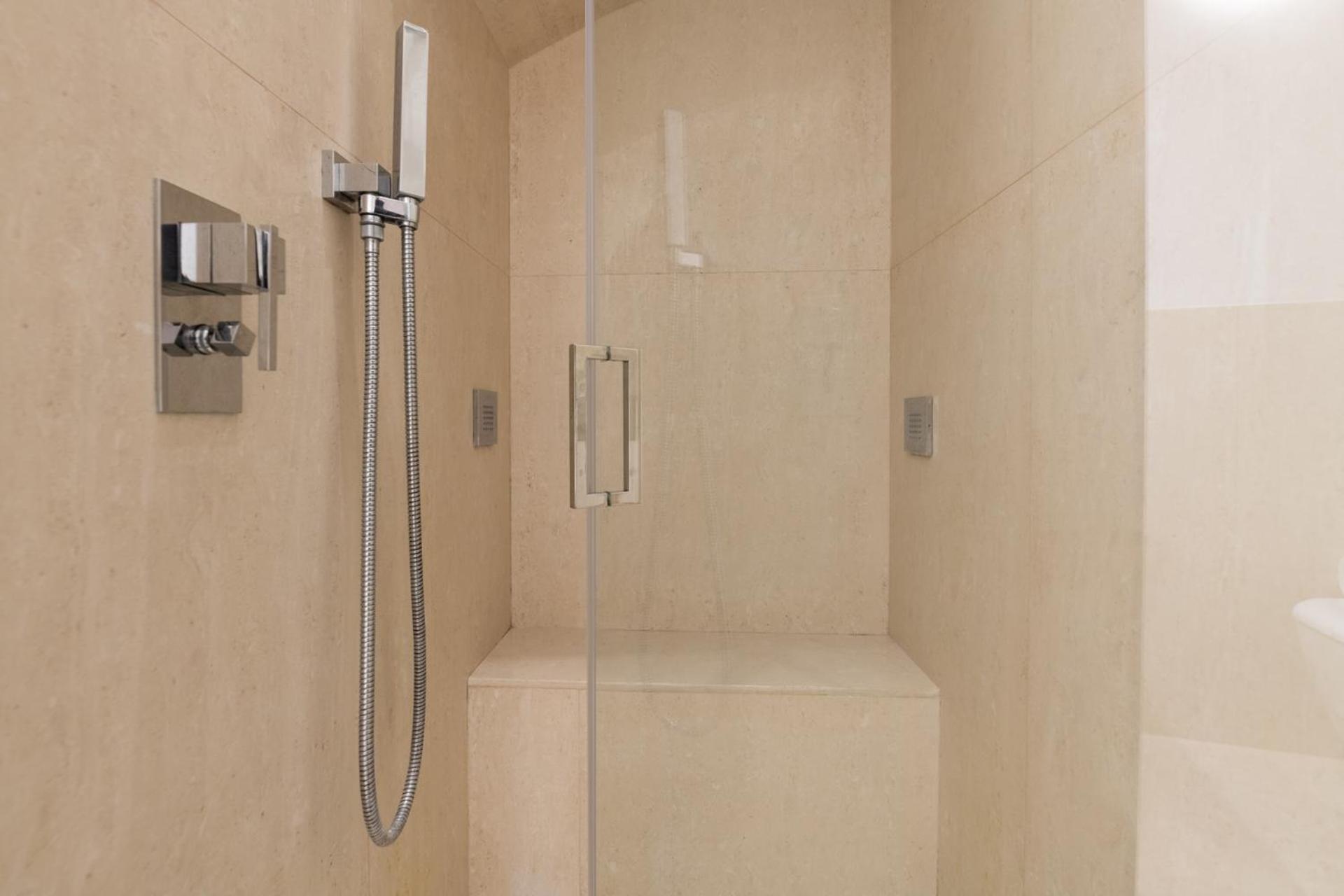 Riccardo Luxury Apartment Bari Buitenkant foto